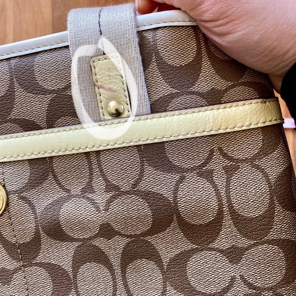 NWT Coach Heritage Stripe small tote white, brown and yellow - Picture 11 of 16